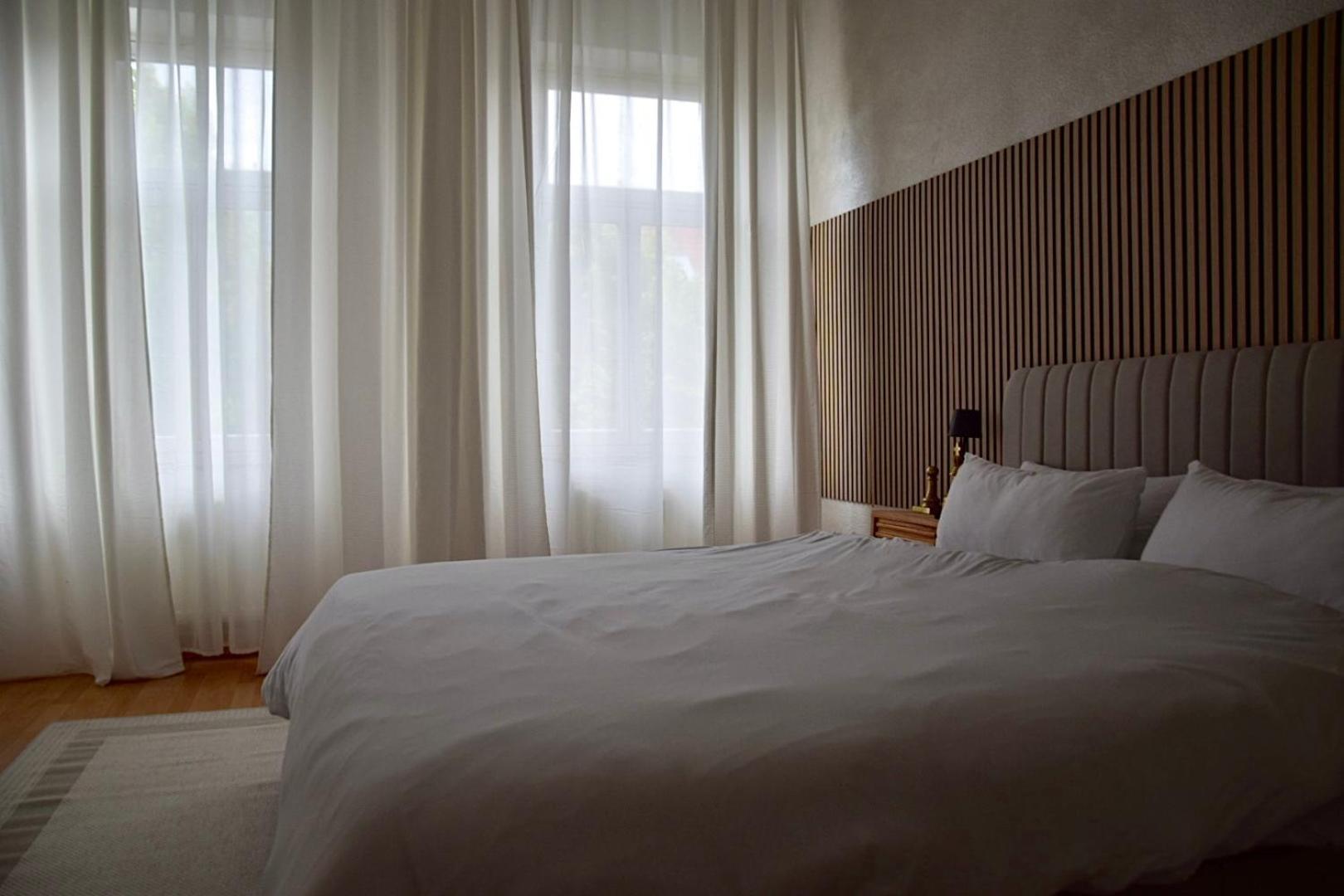 Charmanter Altbau In Schleussig Mit Balkon Leipzig Eksteriør bilde